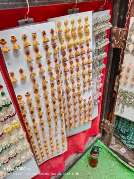 Traditional earrings
