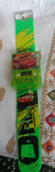 Green kids watch