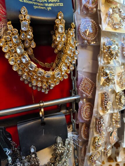 daimond necklase