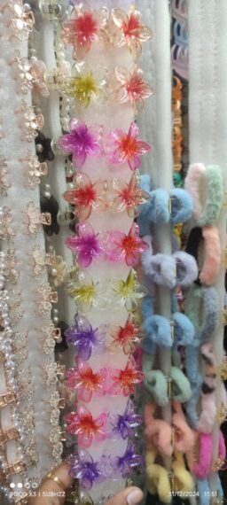 flower clips