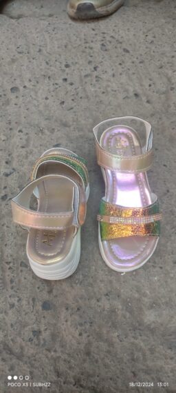 girls sandal
