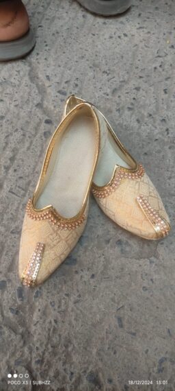 yellow kids shoes