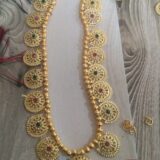 Necklace glossy