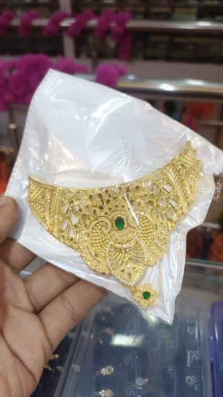 Traditional necklace