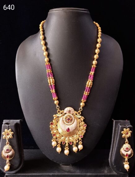 Bhoom necklace