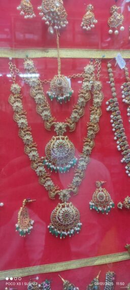 Necklace set