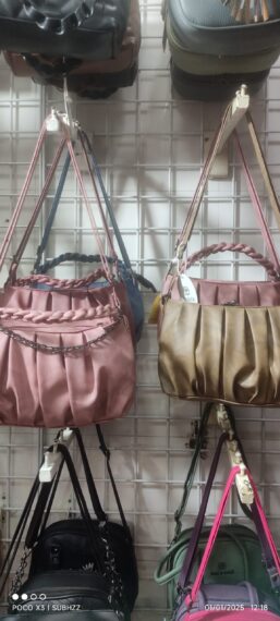 Hand bag
