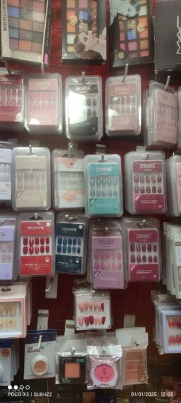 Artificial nails