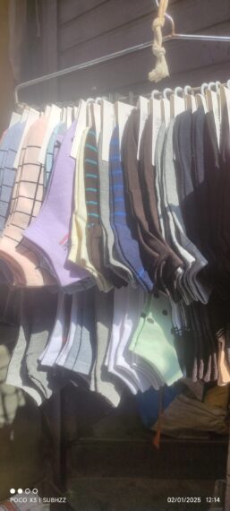Causal socks