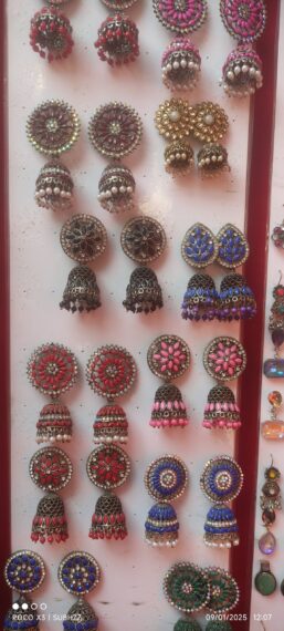 Casual earrings