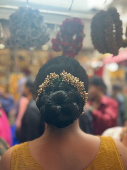 Hair bun Matt color __