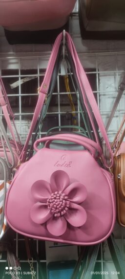 pink purse