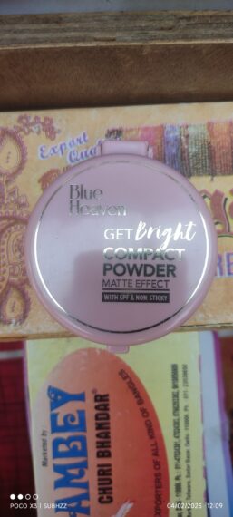 Compact powder